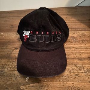 VTG NBA Chicago Bulls Red Corduroy Hat Snapback Cap Twins Enterprises Embroidery